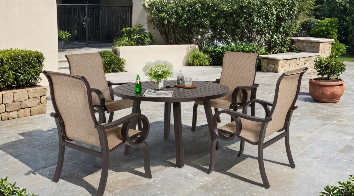 Bloomington 5-piece high back dining set with Aluminum Frame and Phifer Sling